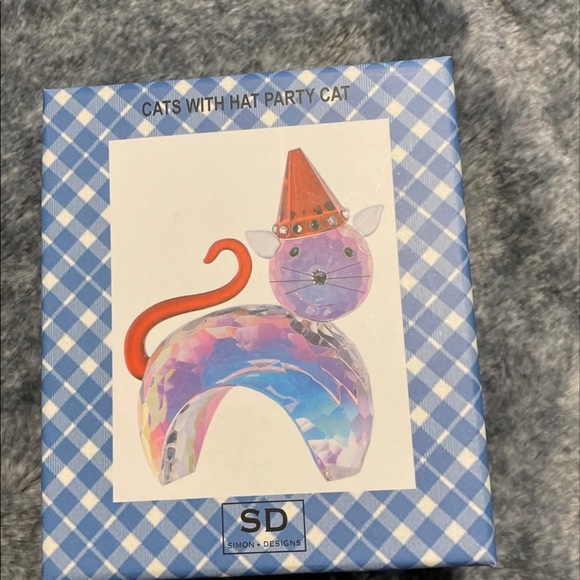Brand new in box crystal party cat figurine - Picture 6 of 6